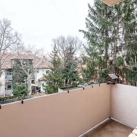 - Free Parking - Apartament