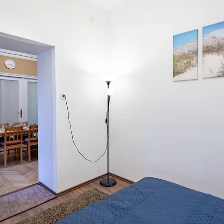 - Free Parking - Apartament
