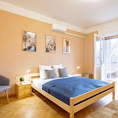 Lägenhet - Free Parking -