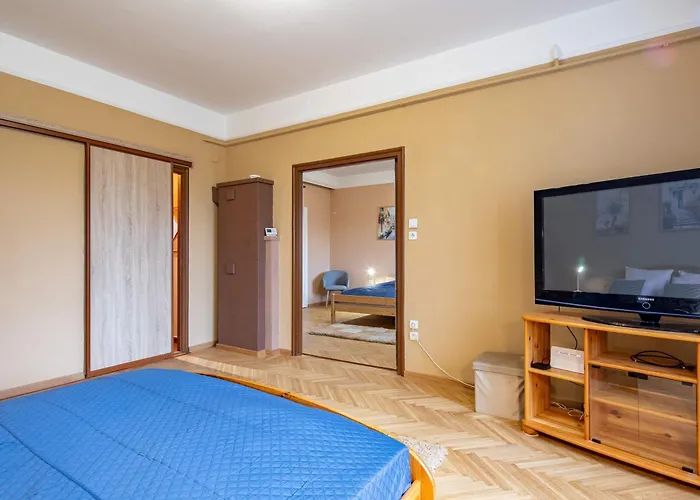 - Free Parking - * בודפשט